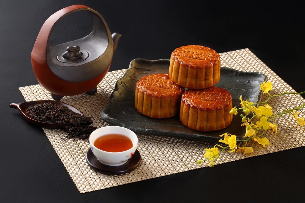 Khách sạn Corsiva tham gia nhiều hoạt động ý nghĩa dịp Tết Trung thu