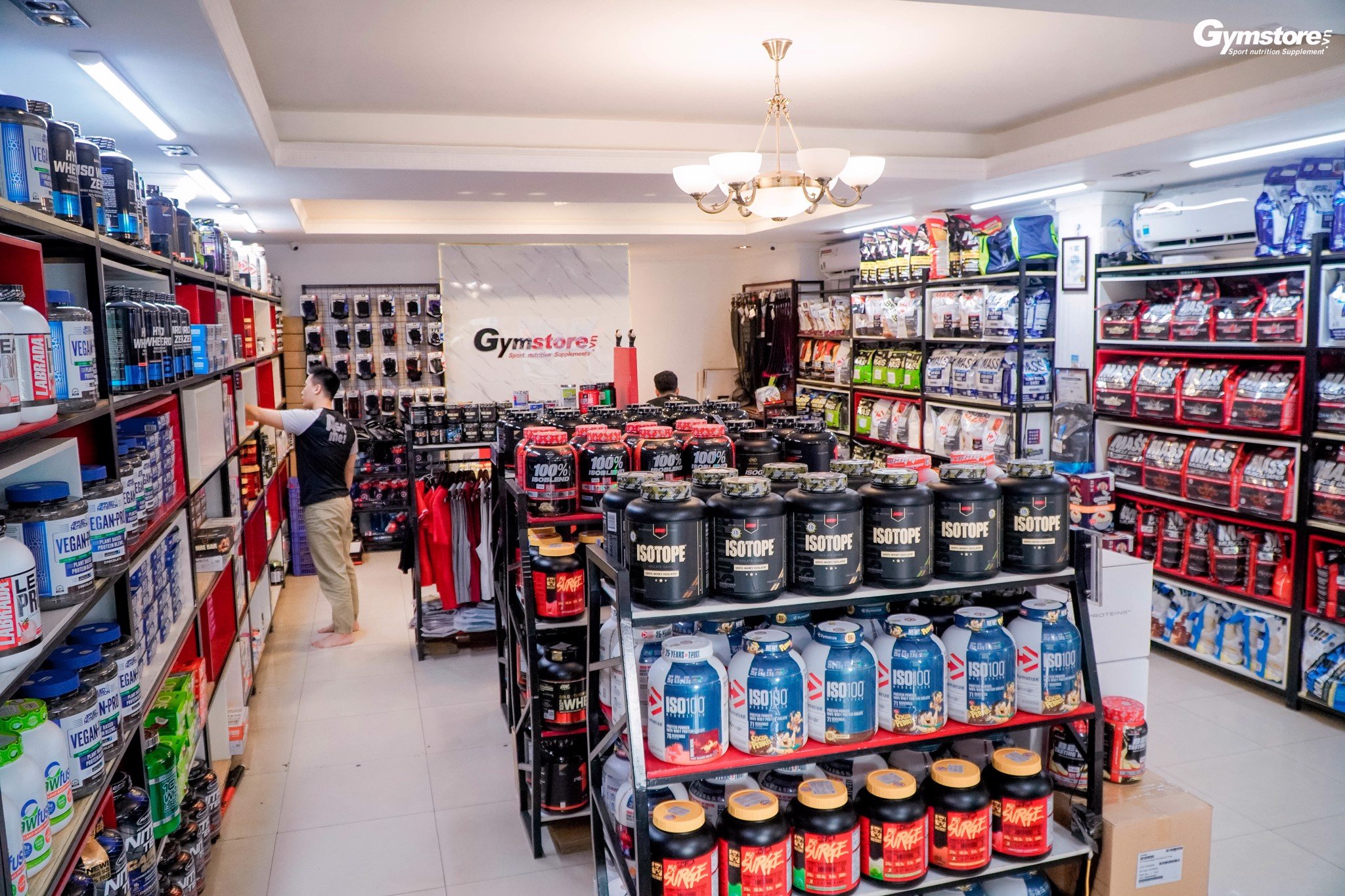 hinh-anh-chi-nhanh-gymstore-xa-dan-8