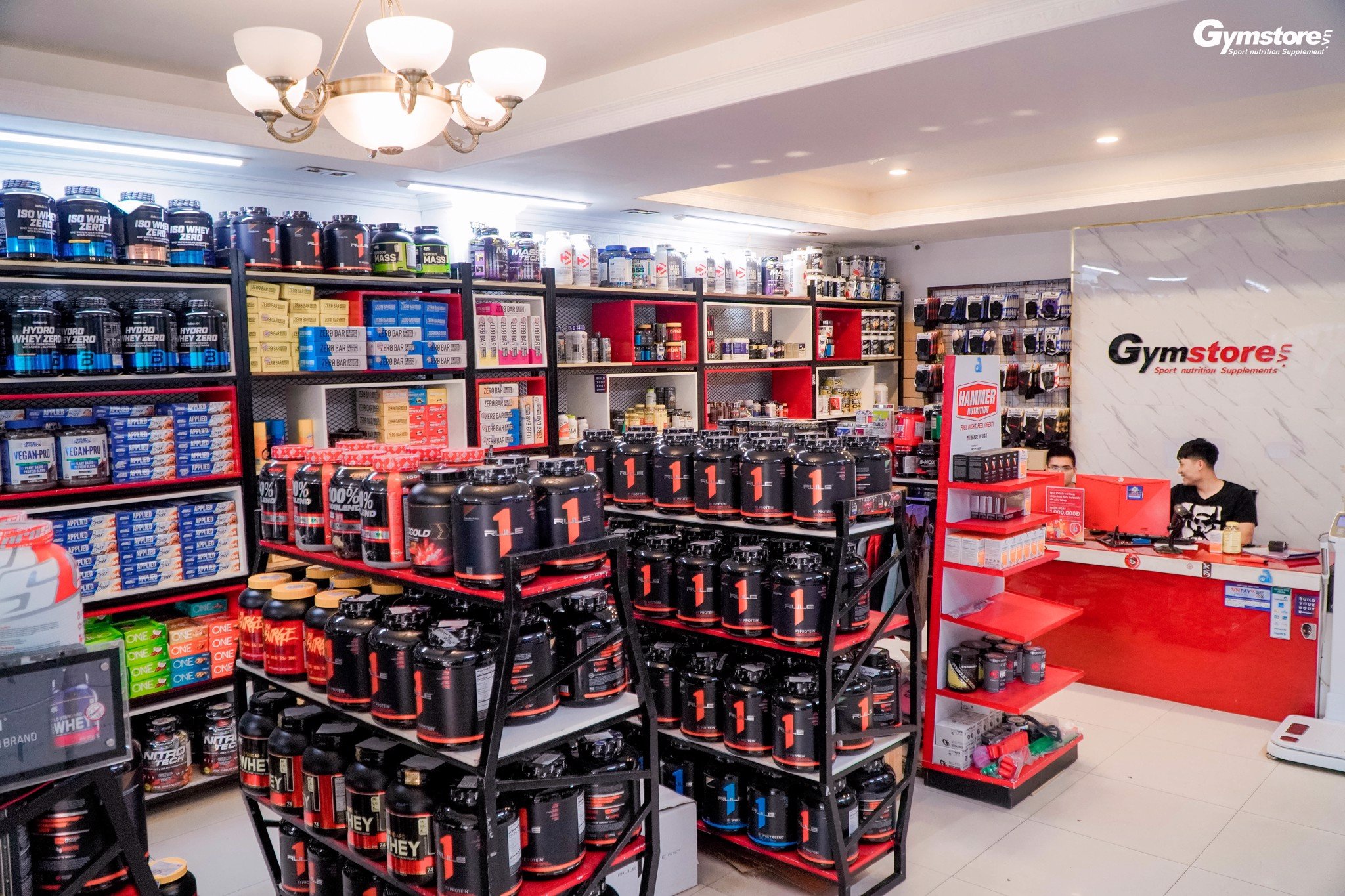 hinh-anh-chi-nhanh-gymstore-xa-dan-9