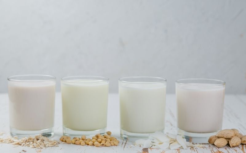 Uống sữa tươi không đường nhiều có gây béo bụng không?