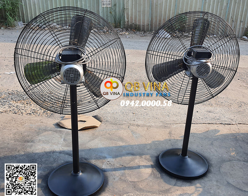 quạt đứng công nghiệp công suất lớn cho trang trại chăn nuôi