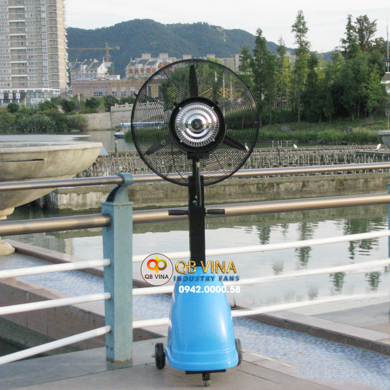 quạt phun sương công nghiệp công suất lớn làm mát