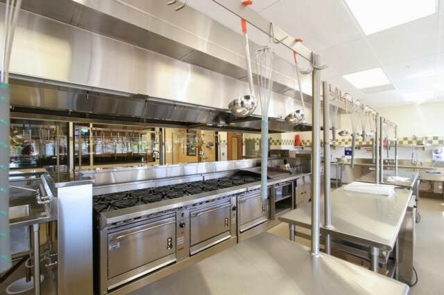 báo giá bếp inox nhà hàng
