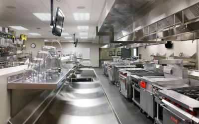 Nhiều kiểu dáng bàn bếp inox nhà hàng