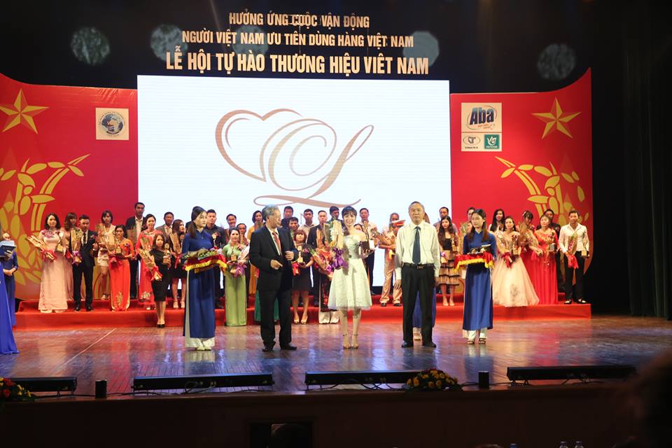 mua-kem-tan-mo-bung-o-dau-2711