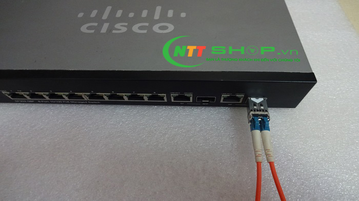 Module quang SFP Cisco MFEFX1 100BASE-FX, 1310 nm, up to 2 km transceiver for MMF
