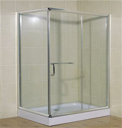 Giá vách kính buồng tắm mở quay cho nhà phố bao nhiêu tiền?