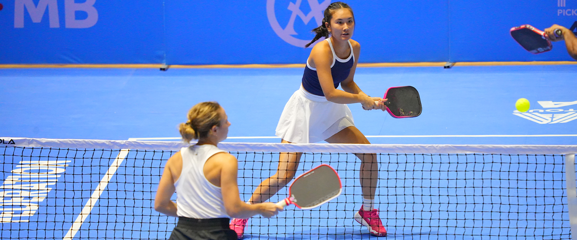 Hướng dẫn thực hiện Backhand