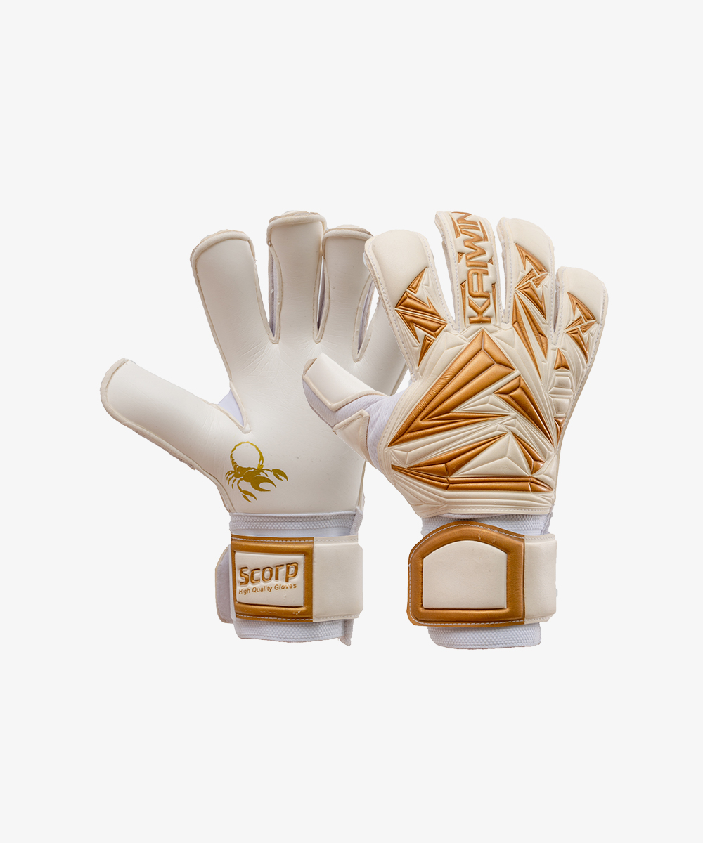 Vận chuyển găng tay thủ môn từ Mỹ về Việt Nam – Giải pháp logistics an toàn cho hàng thể thao chuyên dụng