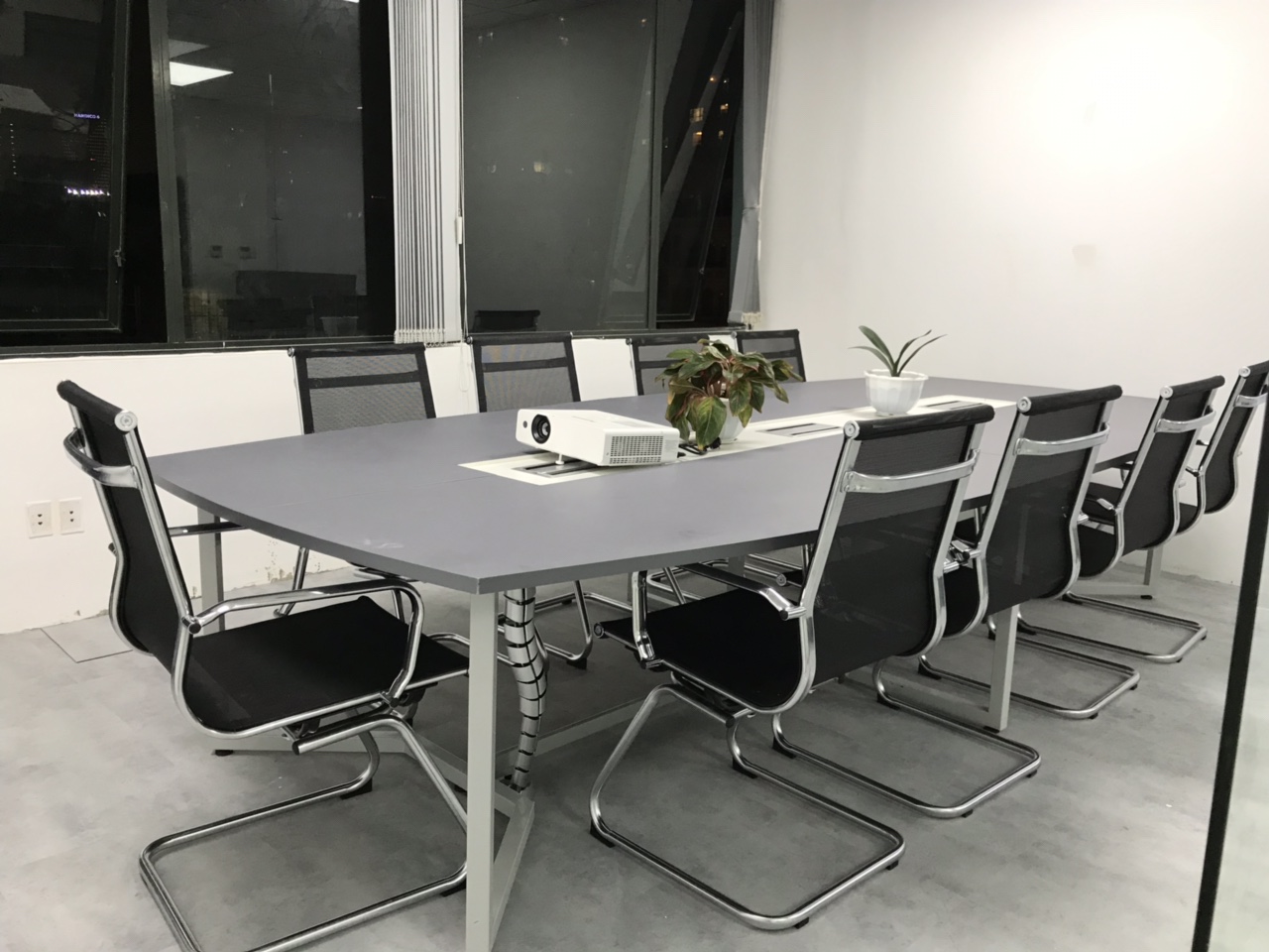 du-an-thiet-ke-thi-cong-noi-that-van-phong-festo-105-lang-ha