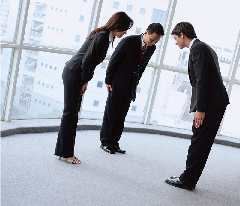 Ba Loại Cúi Chào Trong Văn Hóa Nhật Bản