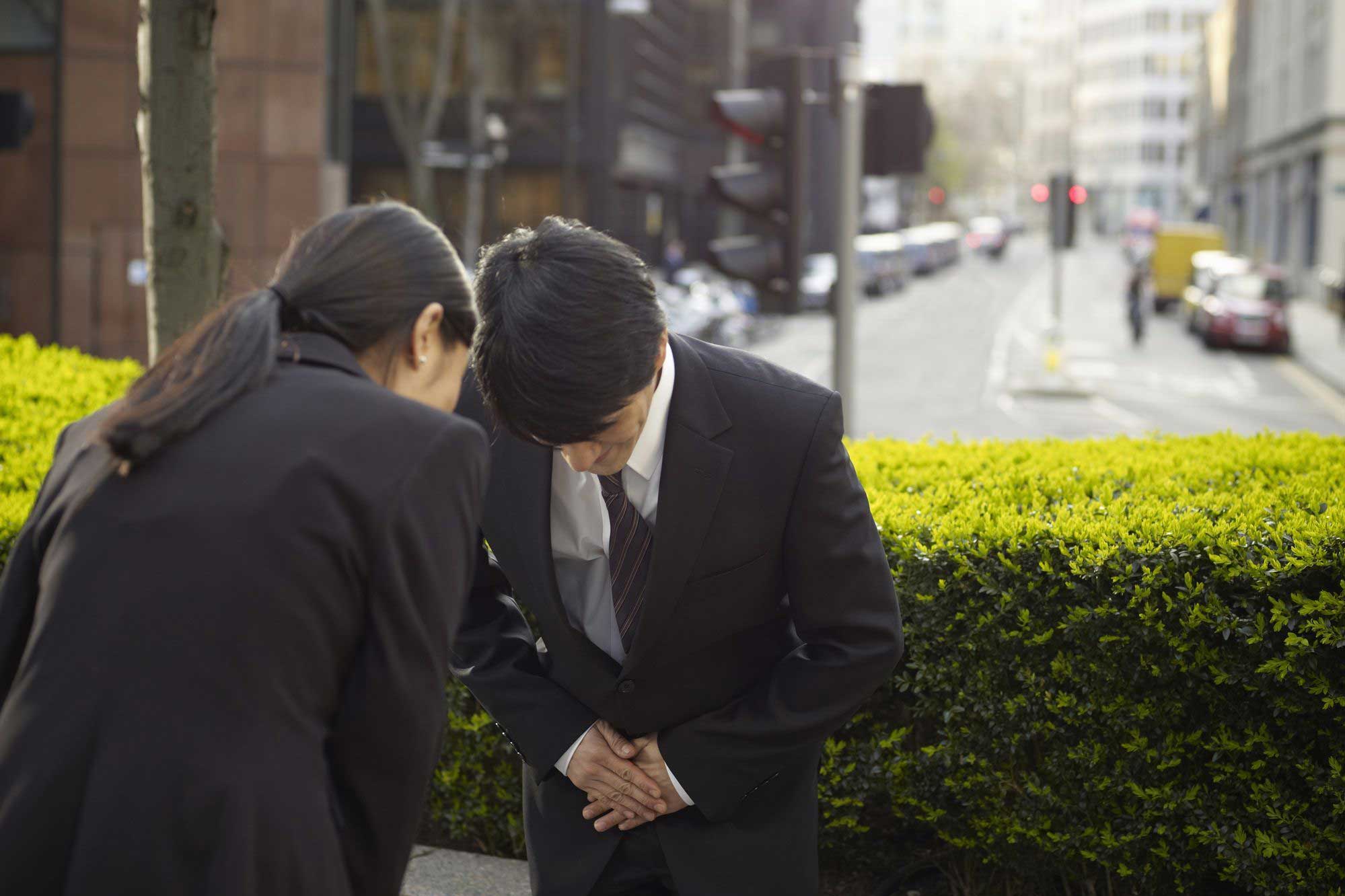 6 cách sử dụng hai cách xin lỗi sumimasen và gomennasai 6 cách sử dụng hai cách xin lỗi sumimasen và gomennasai