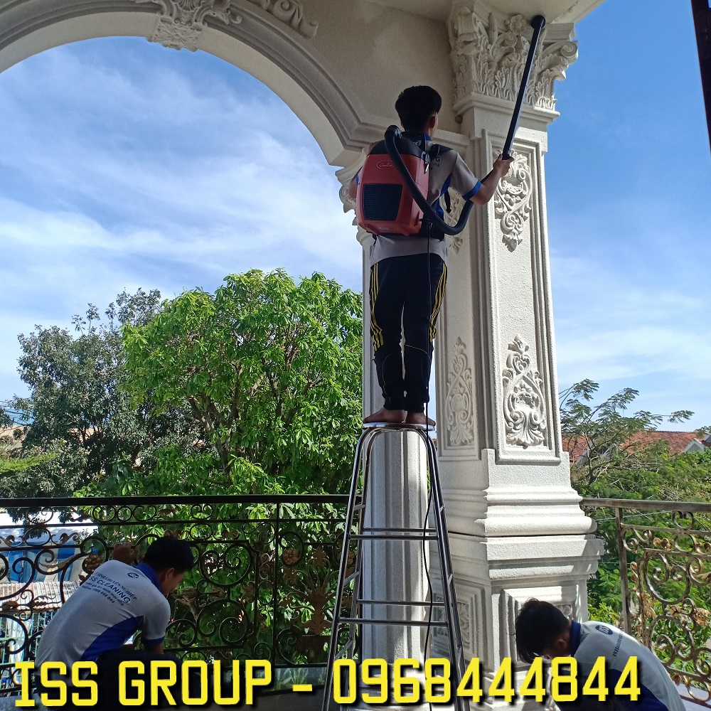 VỆ SINH CÔNG NGHIỆP TẠI CẦN THƠ