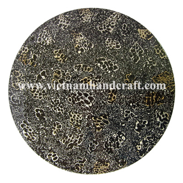 Handmade black lacquered placemat inlaid with eggshell Handmade black lacquered placemat inlaid with eggshell