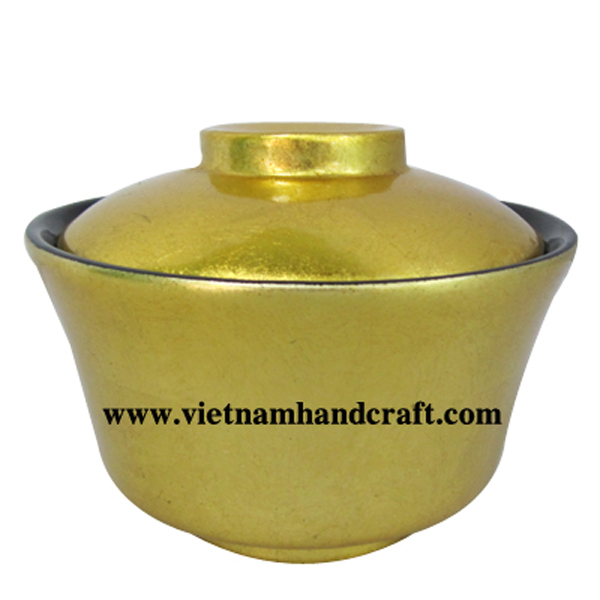 Lacquer candy bowl with lid. Inside in black, outside in gold silver leaf Lacquer candy bowl with lid. Inside in black, outside in gold silver leaf