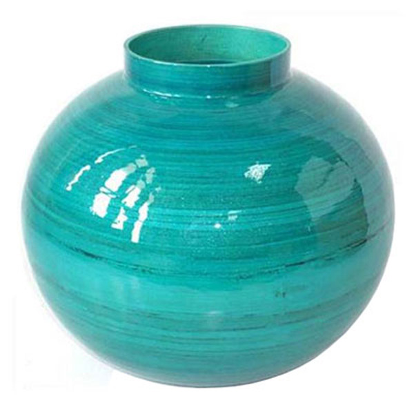 Handmade lacquered bamboo vase Handmade lacquered bamboo vase