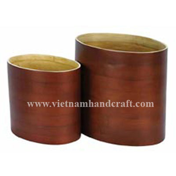 Set of 2 handmade spun bamboo vases. Inside in natural, outside hand painted in brown Set of 2 handmade spun bamboo vases. Inside in natural, outside hand painted in brown