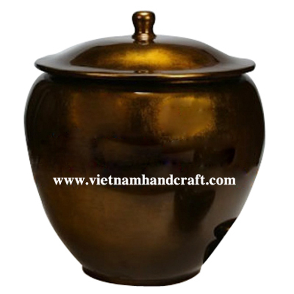 Lacquer decoration jar in silver metallic bronze Lacquer decoration jar in silver metallic bronze