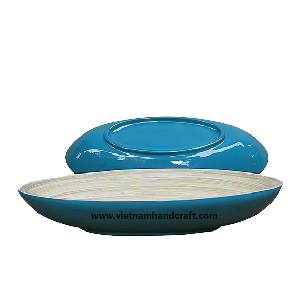 Handmade food bowl. Inside in natural, outside hand lacquered in blue Handmade food bowl. Inside in natural, outside hand lacquered in blue