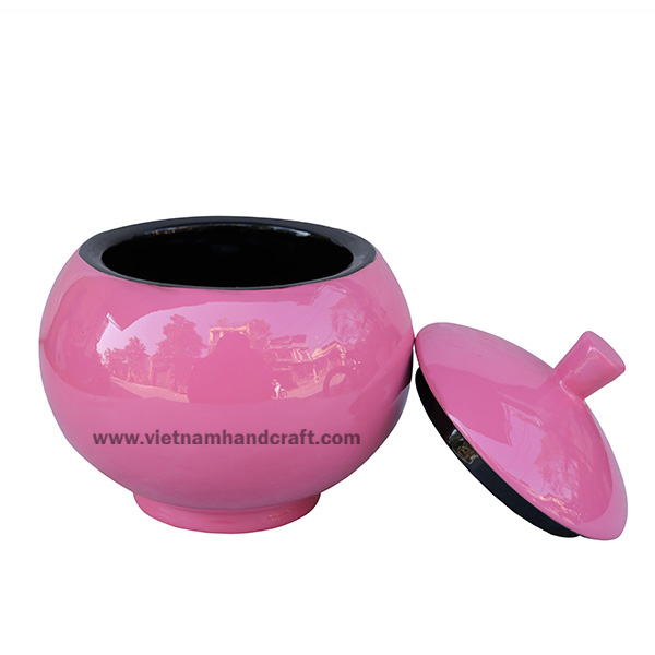 Handmade lacquered wooden candy box Handmade lacquered wooden candy box