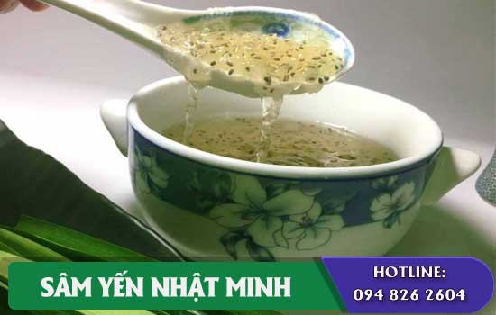 tác dụng của yến chưng lá dứa hạt chia