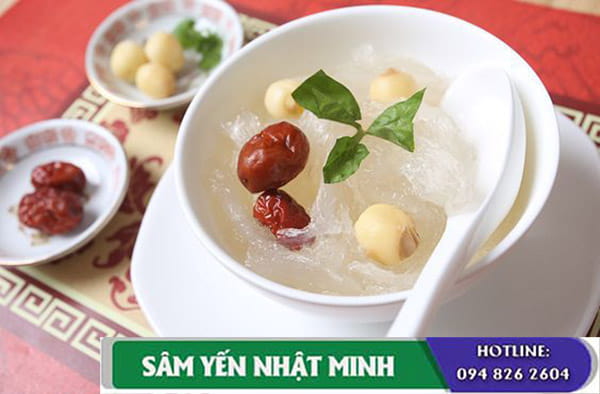 Nấu yến sào hạt sen