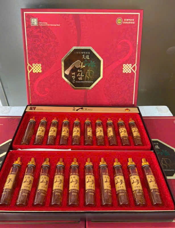 Tinh Chất Rễ Sâm Núi Tự Nhiên Hàn Quốc Hộp 20 Ống X 20ml