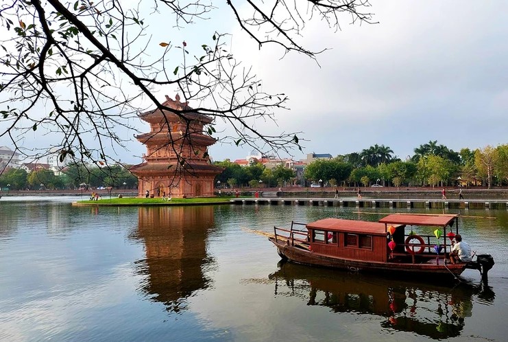 ĐỊA TẠNG PHI LAI TỰ - PHỐ CỔ HOA LƯ - KDL THUNG NHAM