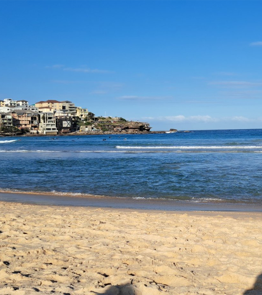 MELBOURNE - BALLARAT - BACCHUS MARSH - CANBERRA - SYDNEY