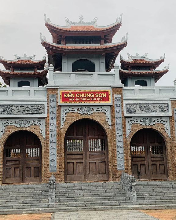 CỬA LÒ - QUÊ BÁC