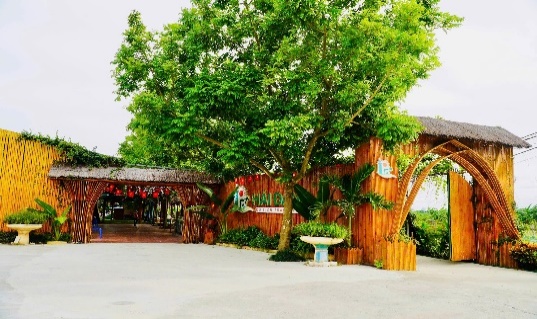 Đền thờ Thân Nhân Trung – Trang trại giáo dục Hải Đăng