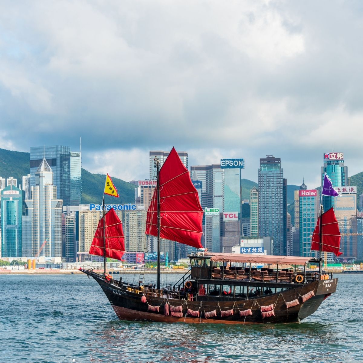 CHÚC MỪNG 2 KHÁCH HÀNG THÀNH CÔNG ĐẬU VISA HỒNG KÔNG!