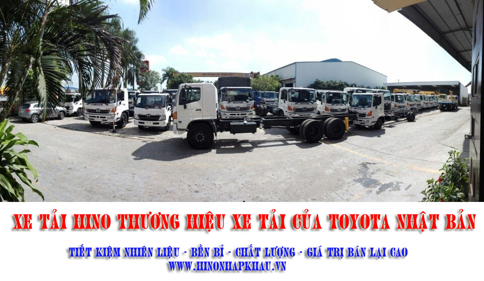 XE CHỞ PALLET CHỨA VỎ THÙNG SƠN HINO