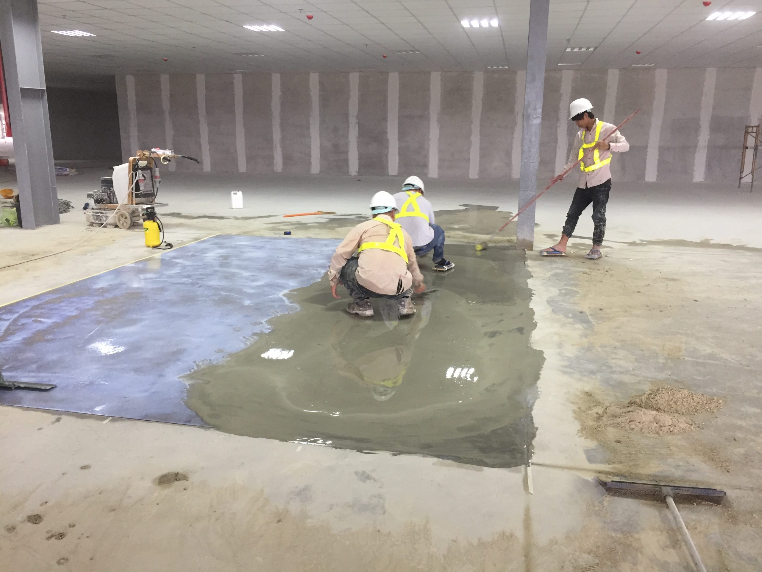 Chuẩn bị bề mặt thi công