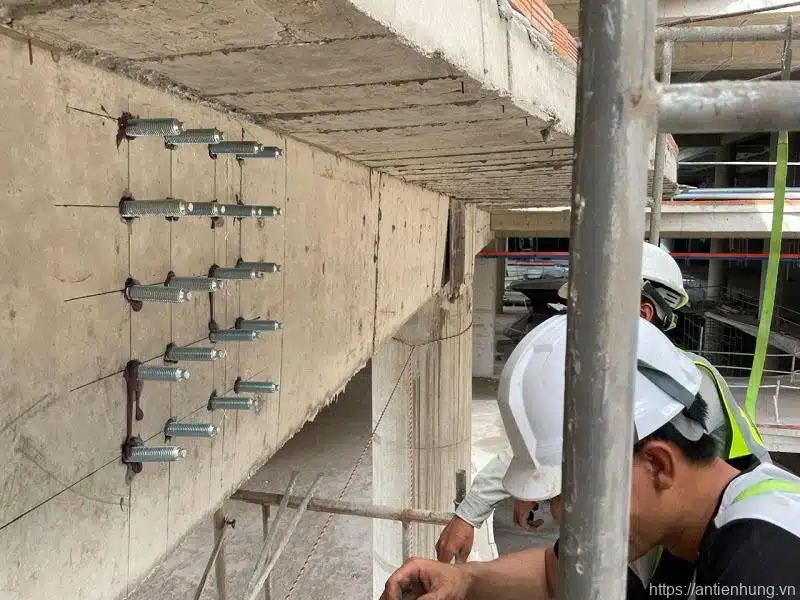 Nguyên lý làm việc của keo khoan cấy thép Hilti