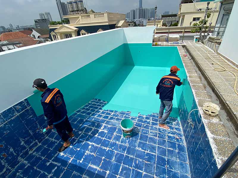  Sơn Epoxy chống thấm bể bơi