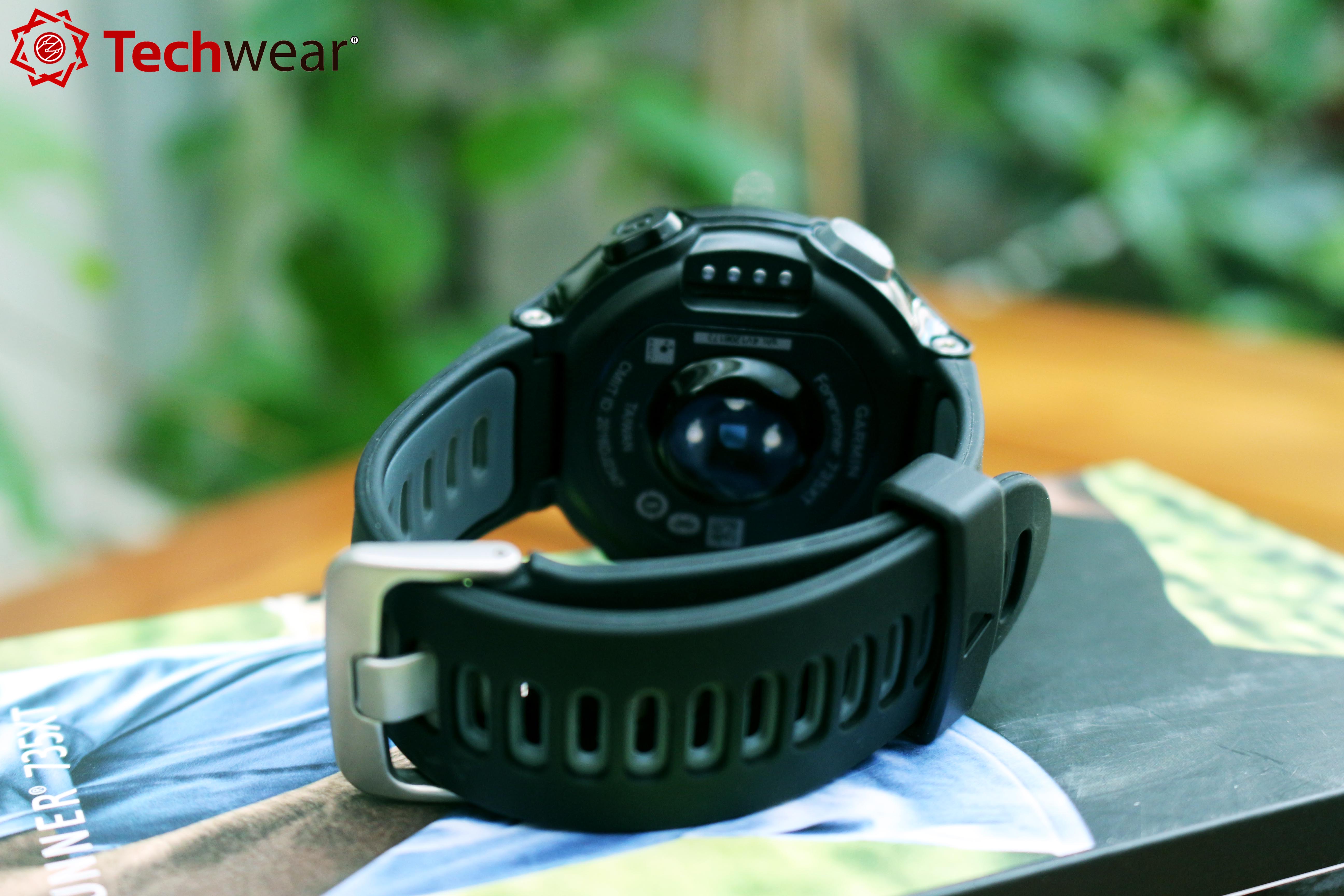 Đồng hồ thể thao Garmin Forerunner 735XT - TechWear