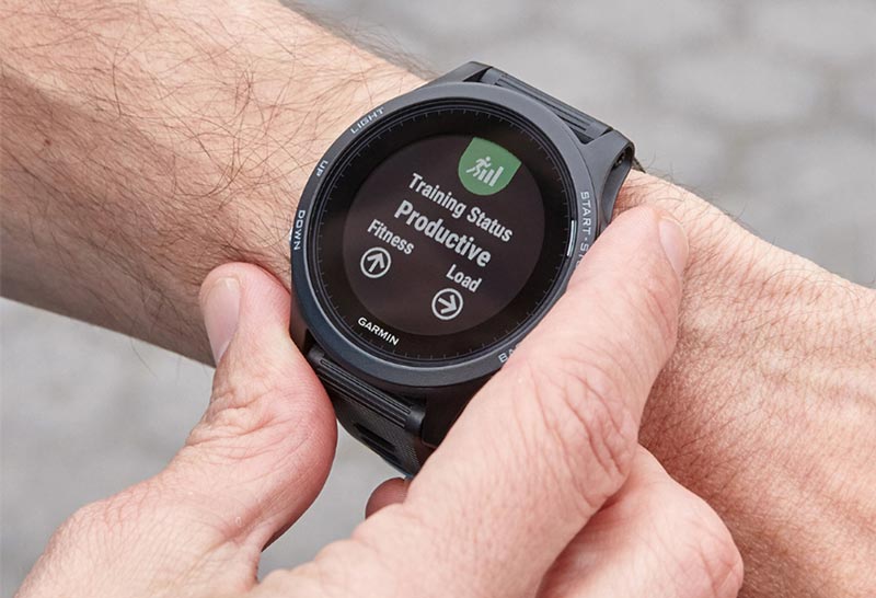 Đồng hồ chạy bộ Garmin