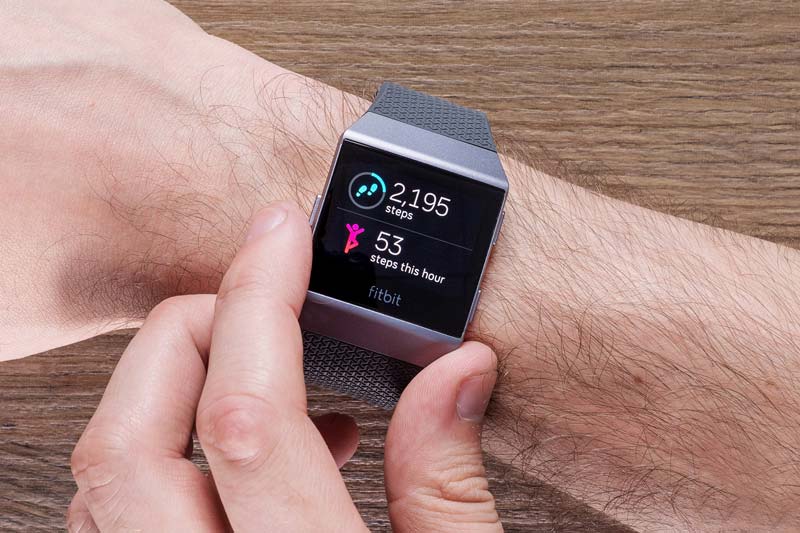 Đánh giá đồng hồ Fitbit Ionic