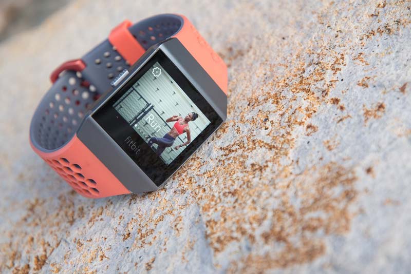 Đồng hồ thông minh chống nước tốt nhất 2020: Fitbit Ionic