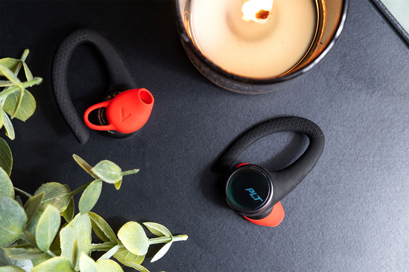 Đánh giá Plantronics Backbeat Fit 3100