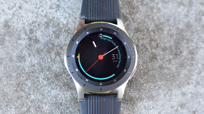 đánh giá Samsung Galaxy Watch Techwear mặt Myday