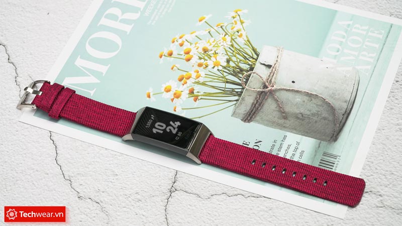 Đánh giá vòng Fitbit Charge 3