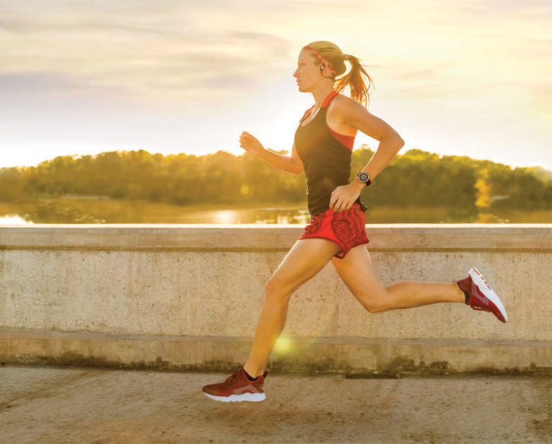 Đồng hồ thể thao GPS Garmin Forerunner 645 Music