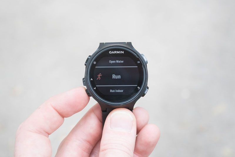 Garmin Forerunner 735XT 