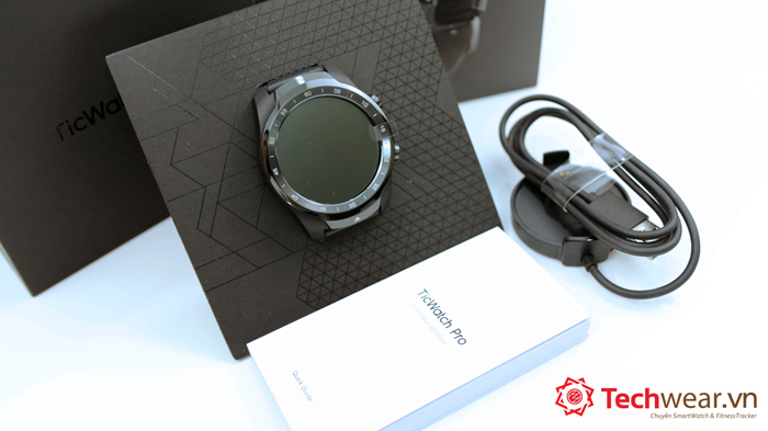 đồng hồ ticwatch pro