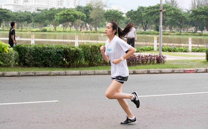 Đồng hồ thể thao fitness tracker