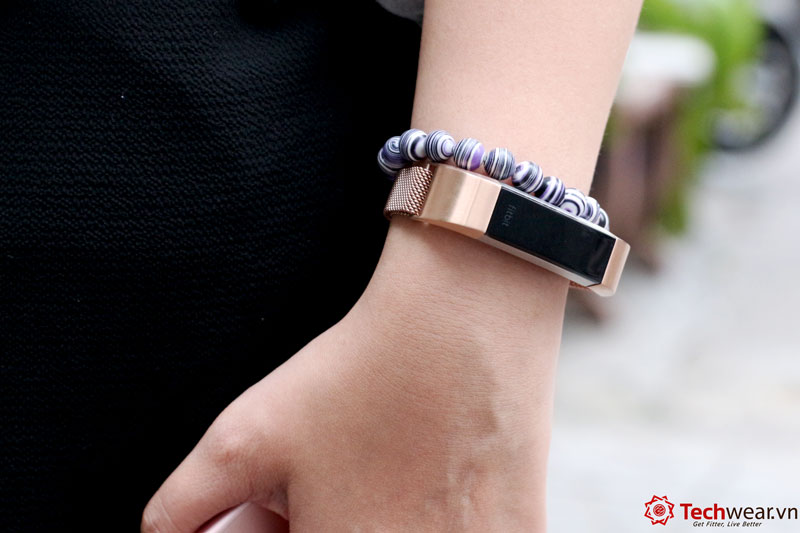 Quai thép lưới Milanese Loop Fitbit Alta HR