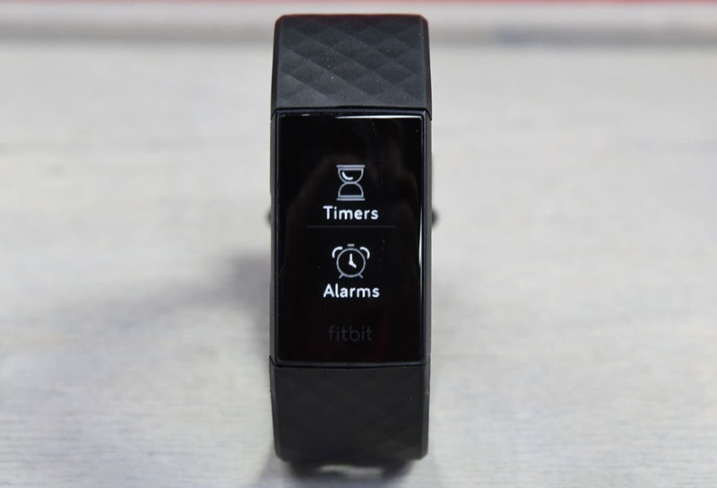 Đánh giá vòng tay theo dõi sức khỏe và thể thao Fitbit Charge 4