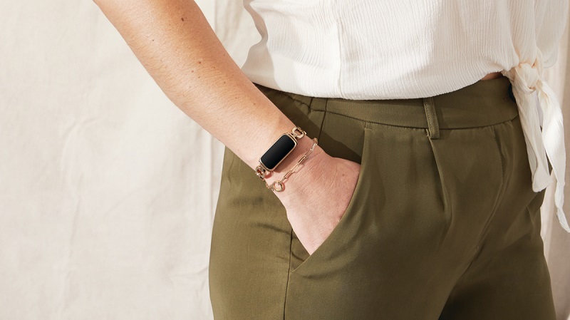 Đồng hồ thông minh Fitbit Luxe